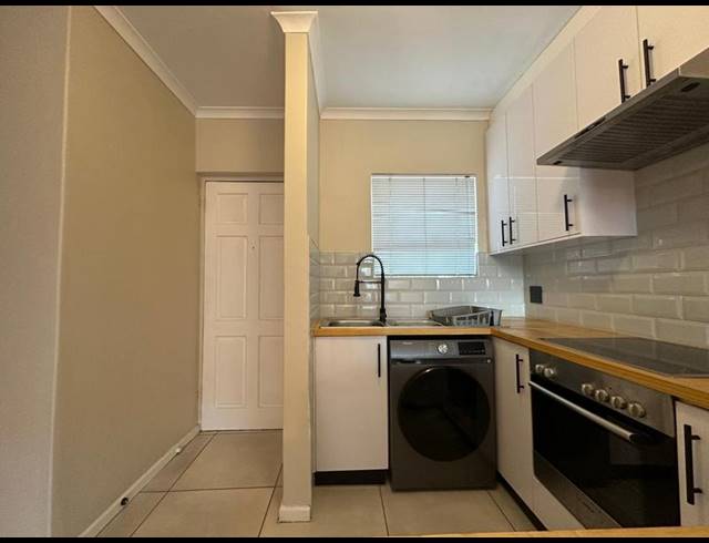 2 BEDROOM PROPERTY TO RENT IN OAKGLEN